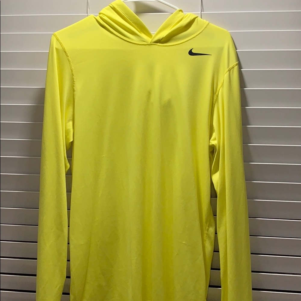 Nike | Yellow Long Sleeve Shirt with Hoodie